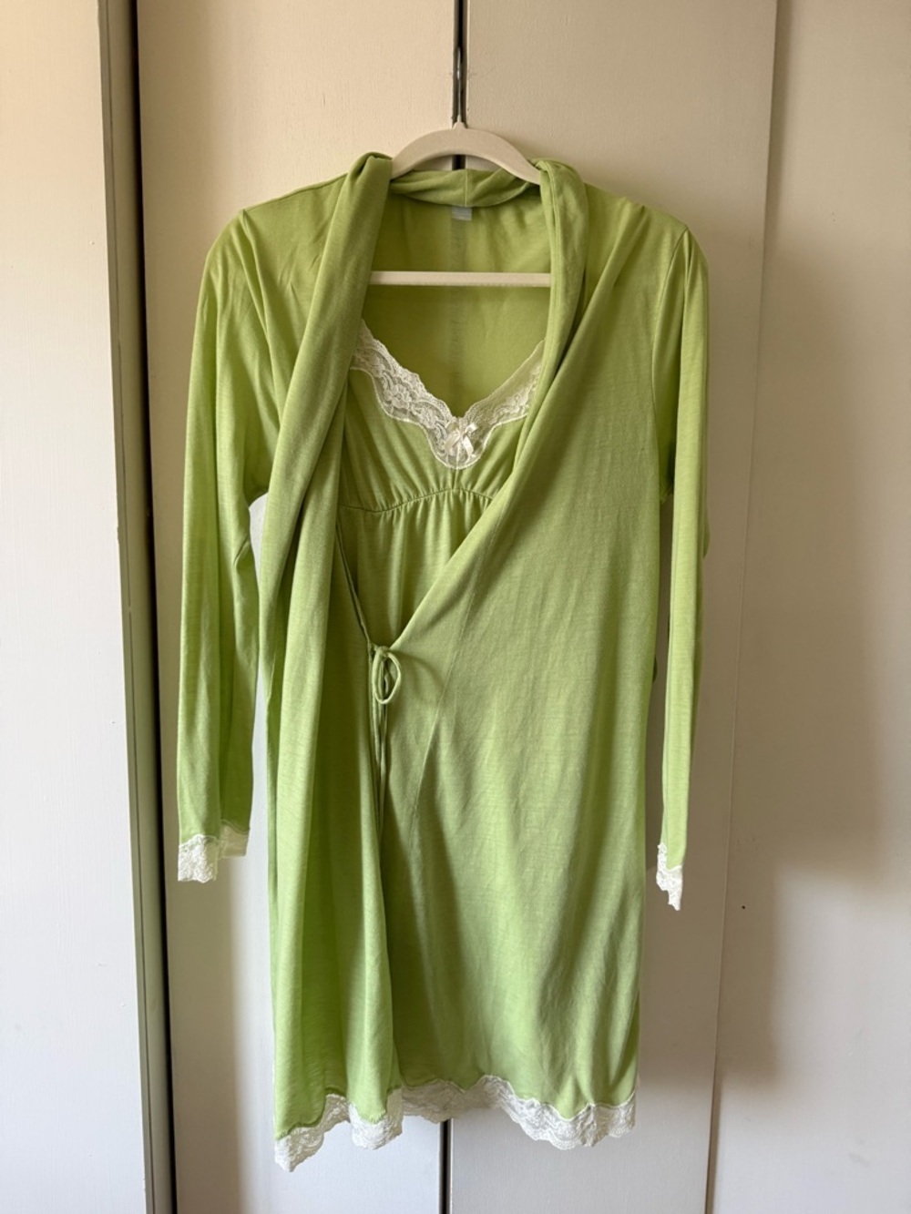 Vintage Eberjey Lace Modal Peignoir Set Pistachio Chemise & Robe Set Lady Godiva - Picture 11 of 15